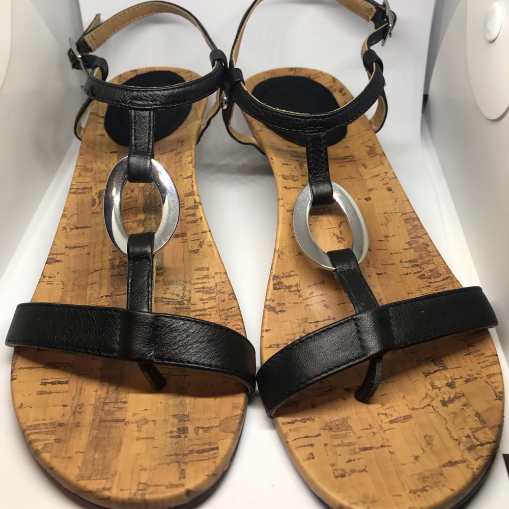 Vonic Cork T Sandals 🦋